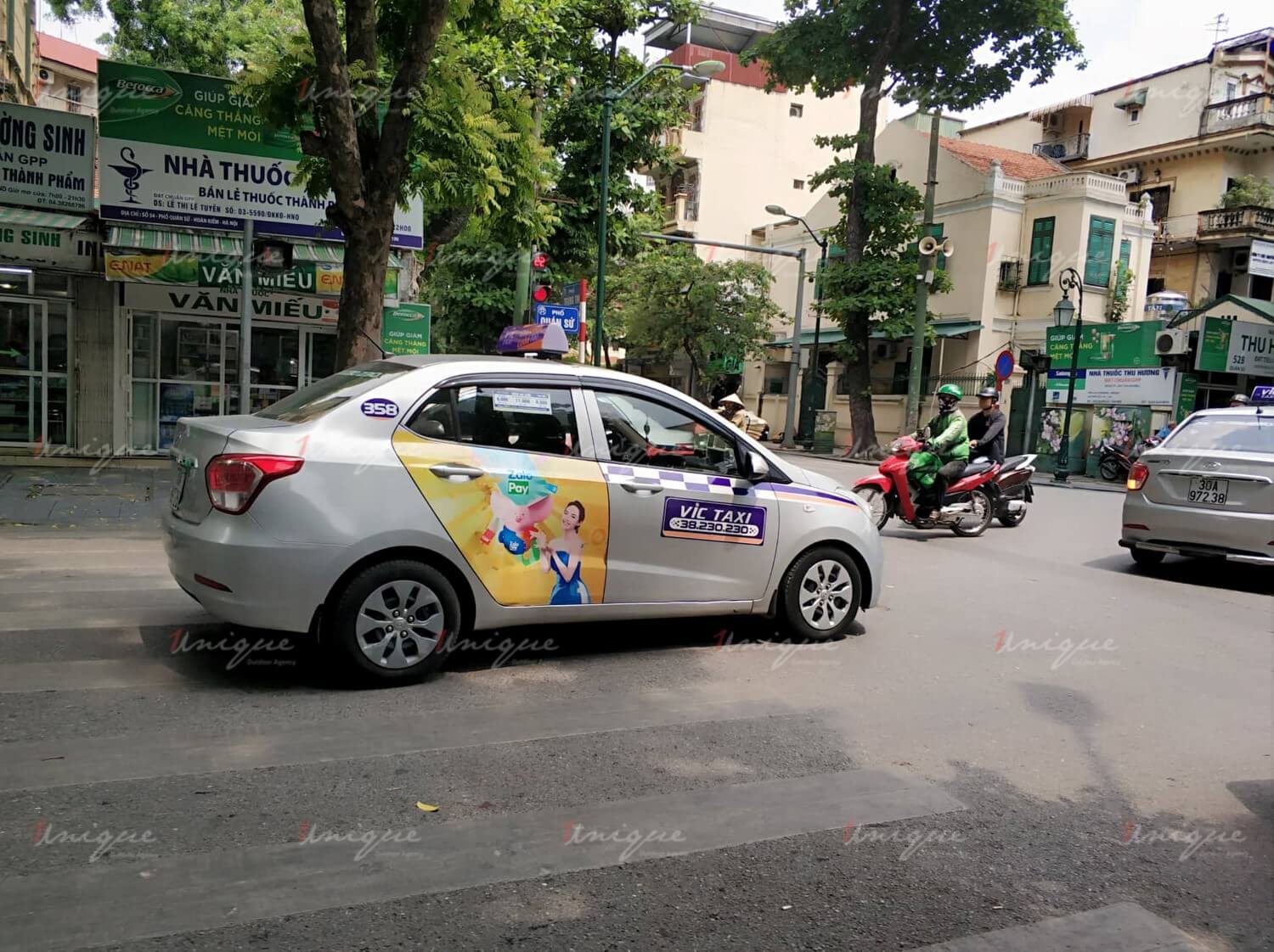 Quảng cáo trên VIC taxi tại Hà Nội