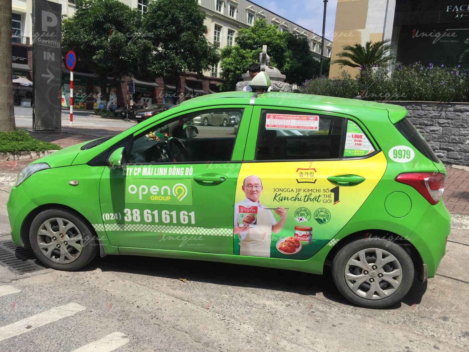 Quảng cáo trên xe taxi có cần giấy phép không? Luật và quy định quảng cáo trên taxi