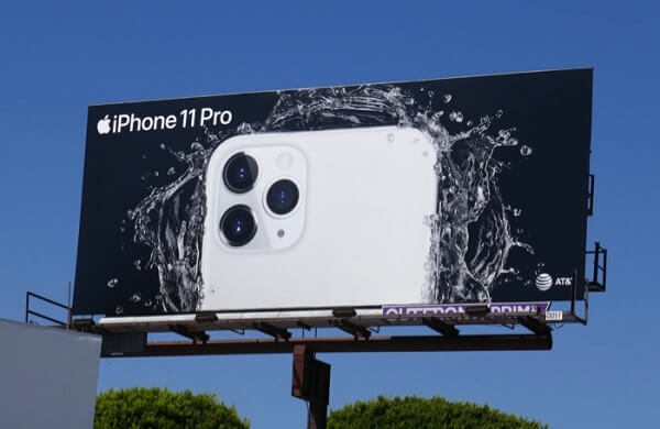 billboard quảng cáo cho iphone 11 pro