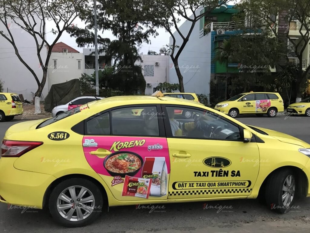 Chiến dịch quảng bá cho sản phẩm Koreno Jjajangmen trên xe taxi
