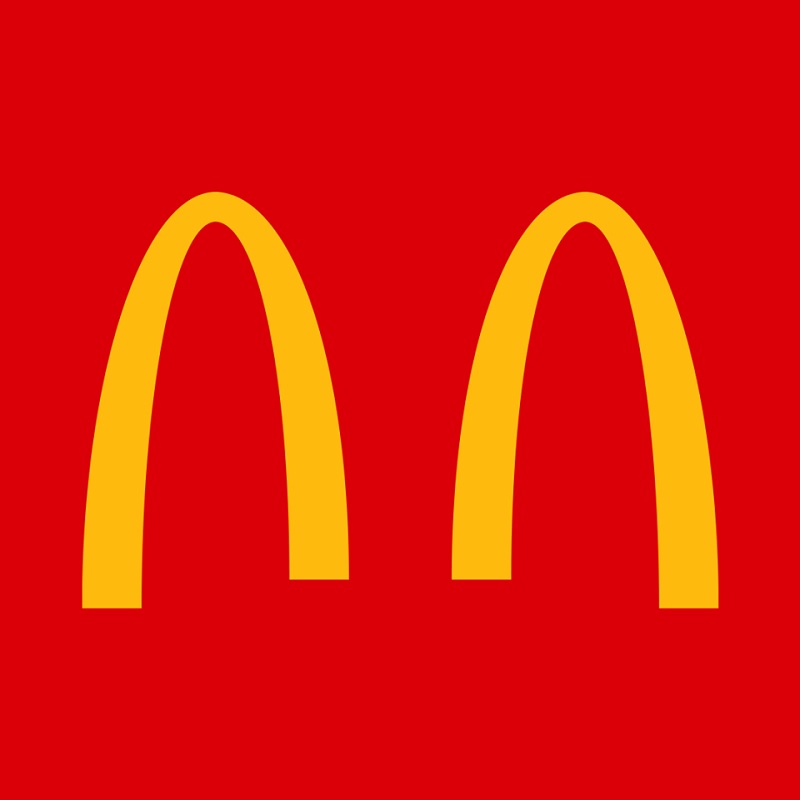 Thay logo mới, McDonalds nhắn nhủ mọi người giữ nên khoảng cách trong mùa dịch
