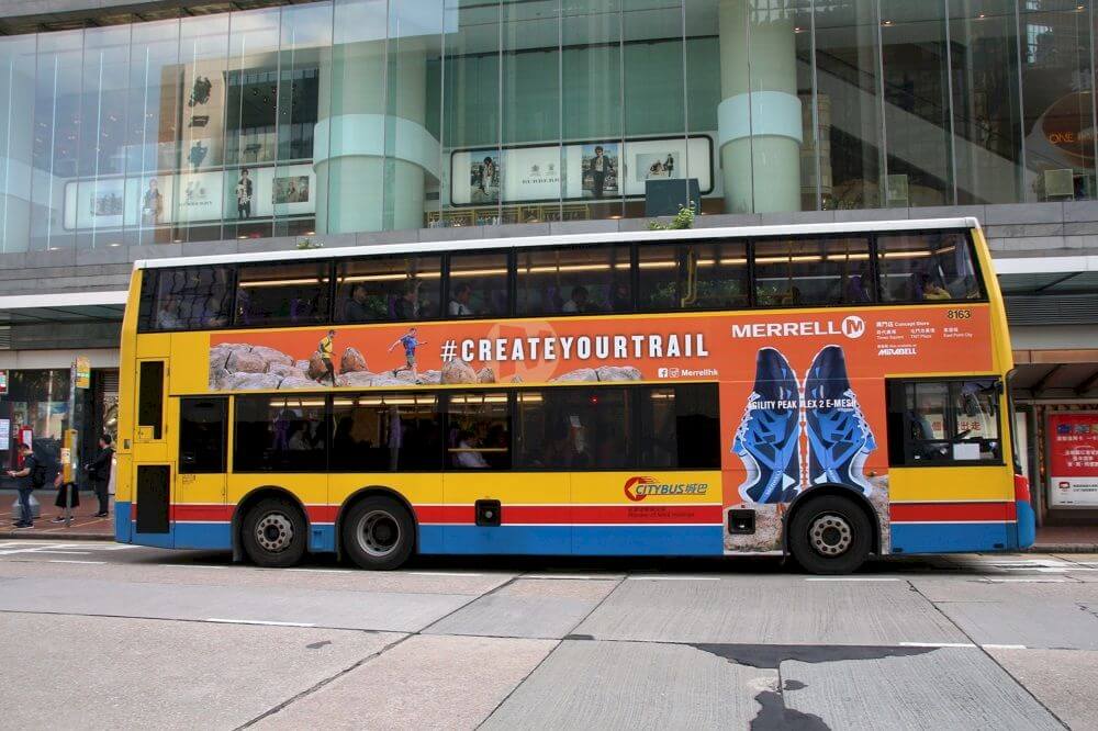 những chiến dịch quảng cáo trên xe bus 2 tầng sáng tạo