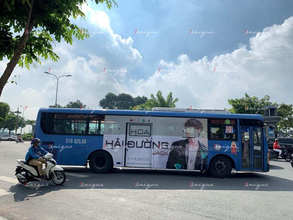 FC Đóm quảng cáo xe buýt mừng Jack comeback với MV Hoa Hải Đường