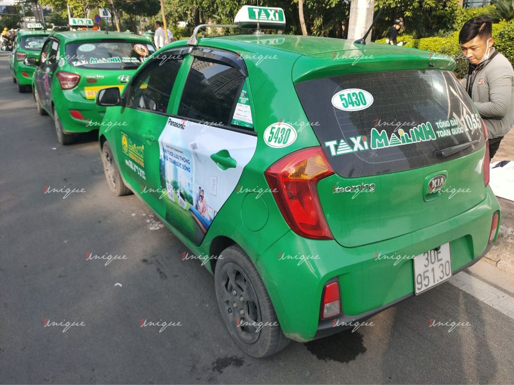 Quạt hút Panasonic quảng cáo trên xe taxi Mai Linh 2020