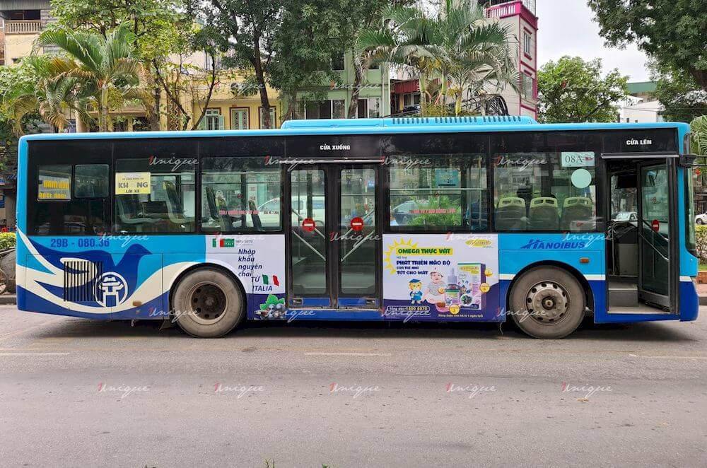 Siro Fitobimbi quảng cáo trên xe buýt Hà Nội
