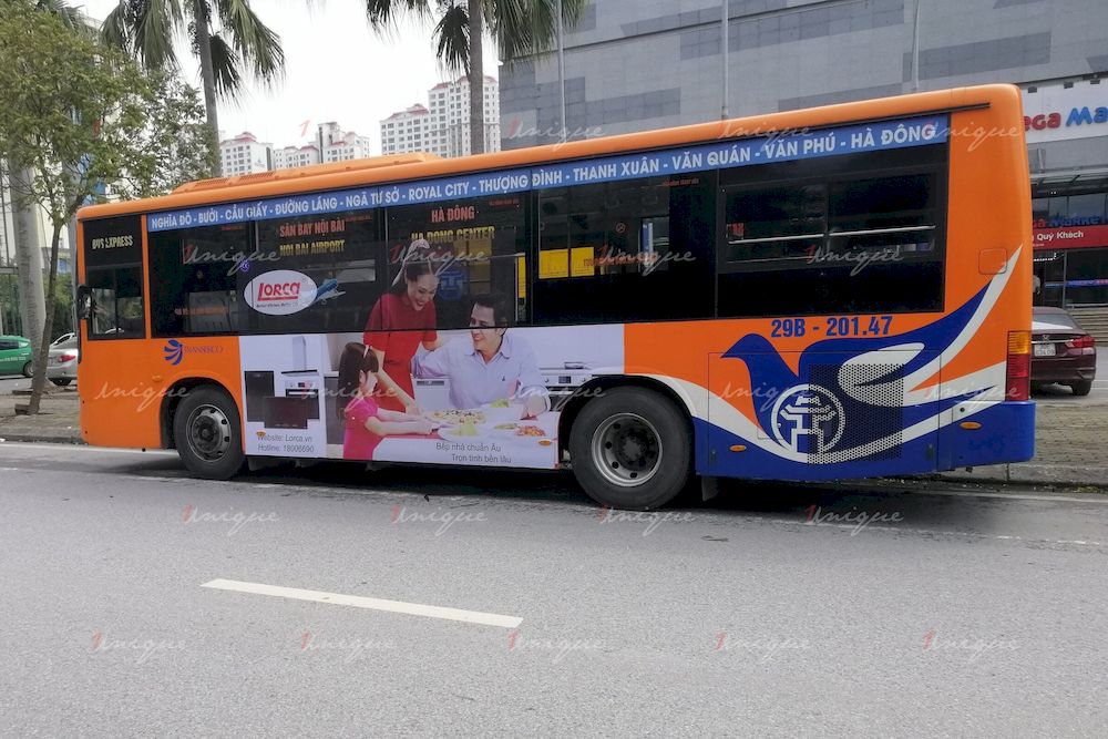 Thiết bị nhà bếp Lorca triển khai chiến dịch quảng cáo trên xe buýt tại Hà Nội