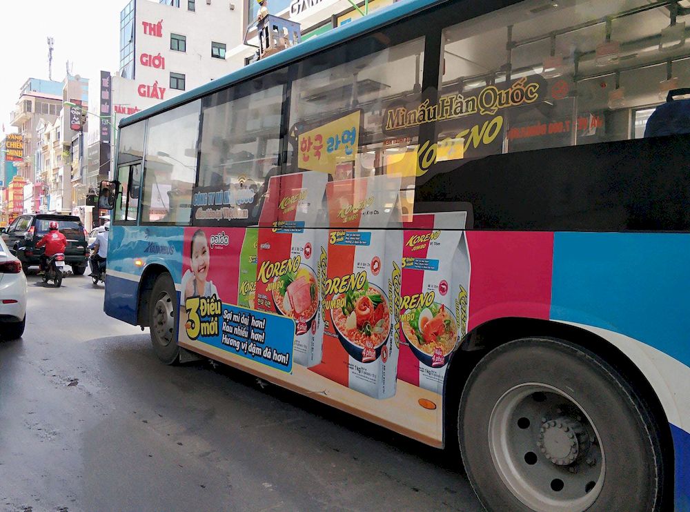 Creative Bus Advertising: Quảng cáo xe bus sáng tạo của Koreno