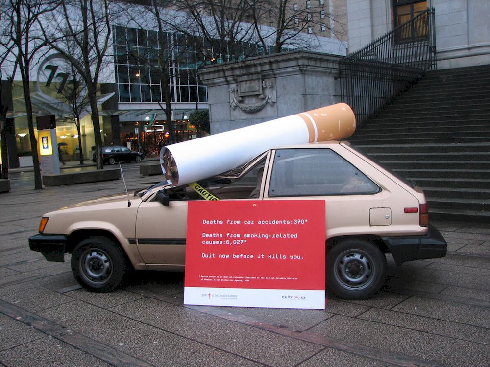 Các chiến dịch quảng cáo ngoài trời kêu bỏ hút thuốc lá
