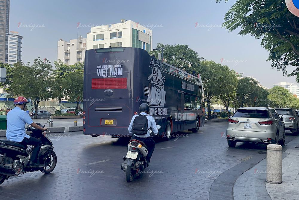 Roadshow quảng cáo xe bus 2 tầng quảng bá Super Show 9 của Super Junior tại Hồ Chí Minh