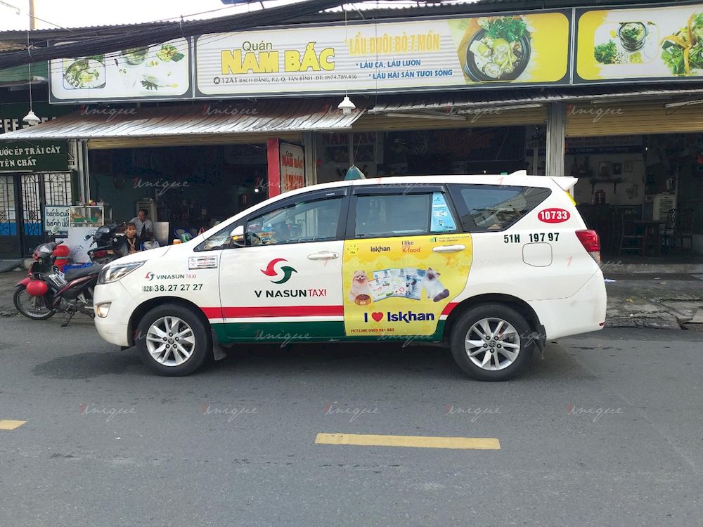 Cat's Eye và Iskhan quảng cáo trên taxi G7, VinaSun tại Hà Nội, Hồ Chí Minh