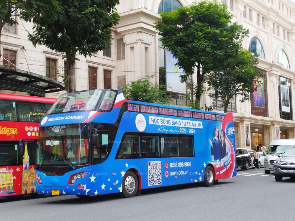 Roadshow bus 2 tầng của Trường Quốc tế ISHCMC tại Hồ Chí Minh