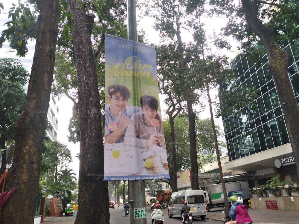 Project quảng cáo Banner Phướn chào đón thần tượng Ohm Nanon đến Việt Nam