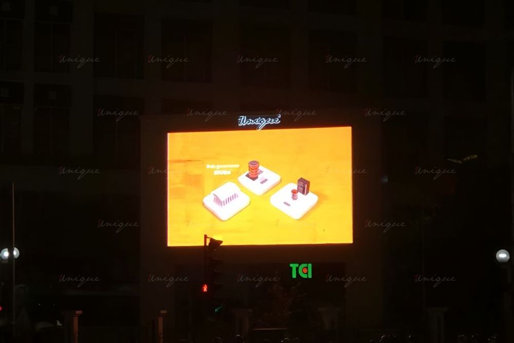 DataStream Asia phủ sóng thương hiệu mạnh mẽ trên màn hình LED Trần Duy Hưng