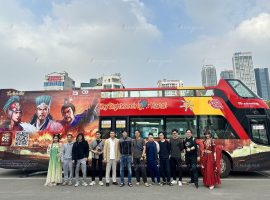 Roadshow Activation Bus 2 tầng cực chất của game Tam Quốc Chí - Chiến Lược nhân dịp 1 năm ra mắt